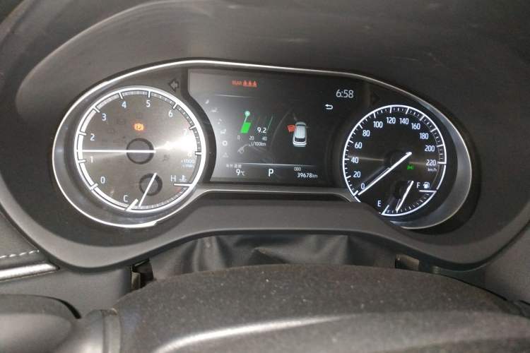 Used Toyota Harrier 2022 2.0L CVT Two-Wheel Drive Deluxe Edition