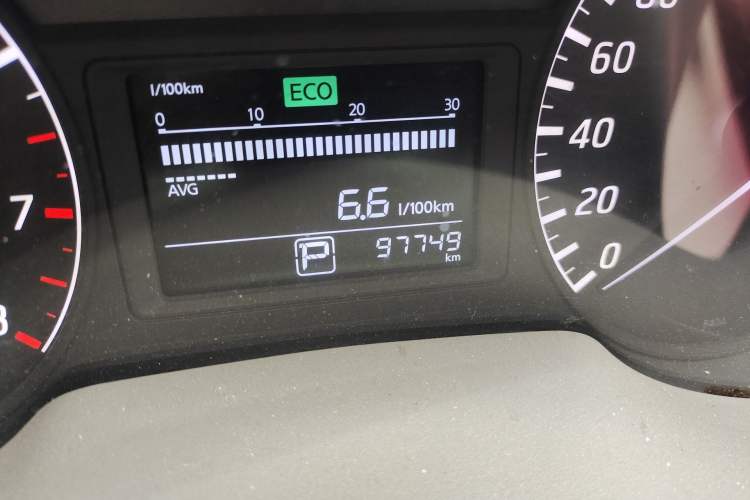 Used Nissan Sylphy 2012 1.6 XL CVT Luxury Edition Odometer Close Up