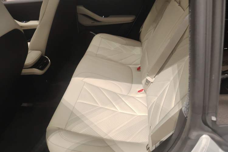 Used Nio ET5T 2025 75 kWh Touring
