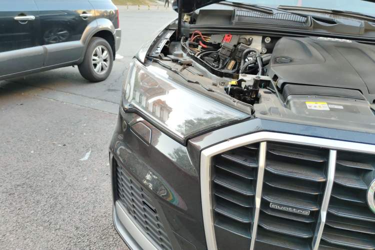 Used Audi Q7 2021 45 TFSI quattro S line Sport model