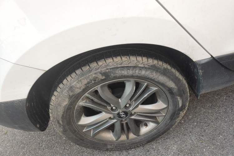 Used Hyundai ix35 2015 2.0L Automatic 2WD Smart Version China V Standard
