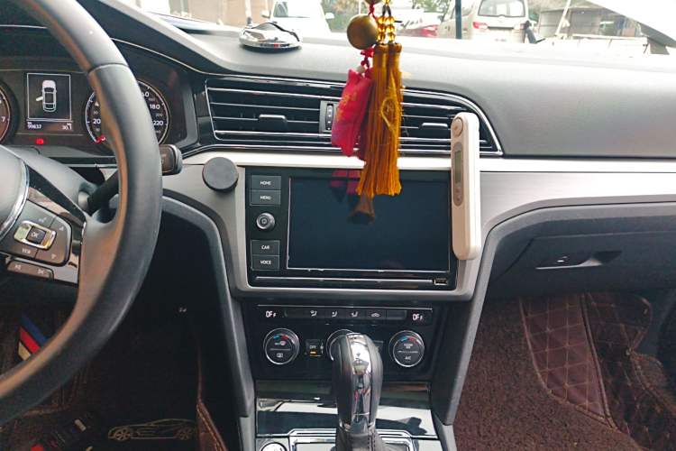 Used Volkswagen Lamando 2019 280TSI DSG Comfort Edition China VI standard