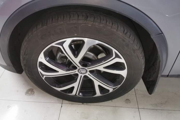 Used BYD Tang New Energy 2025 Intelligent Driving Version DM-i 115KM Prestige Edition Exterior 4