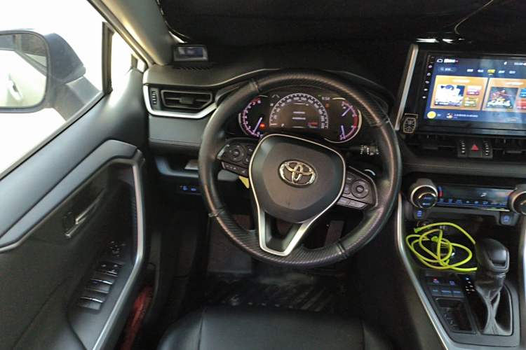 Used Toyota RAV4 2020 2.0L CVT Two-Wheel Drive Fashion Edition