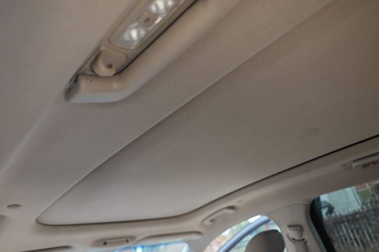 Used Lincoln MKX 2015 2.0T Two-Wheel Drive Deluxe Edition