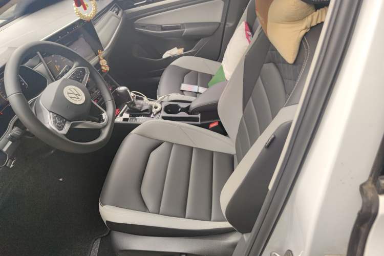 Used Volkswagen Bora 2023 280TSI DSG Prestige Edition Left Front Seat