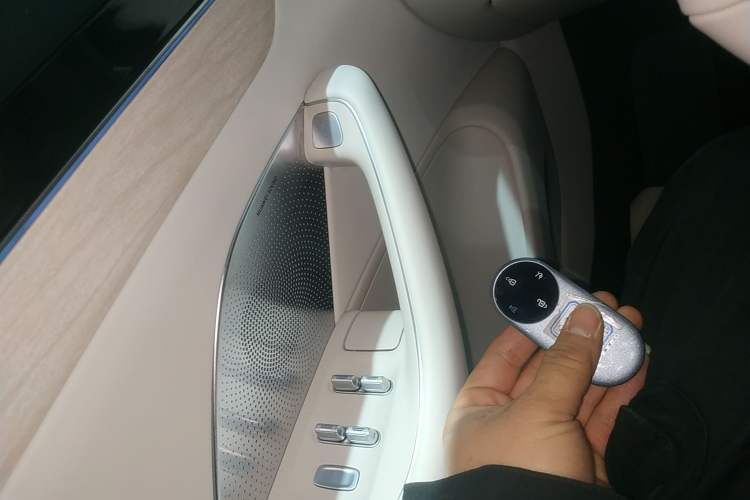 Used Hima Luxeed R7 2025 Range-Extended Version 251 km Max