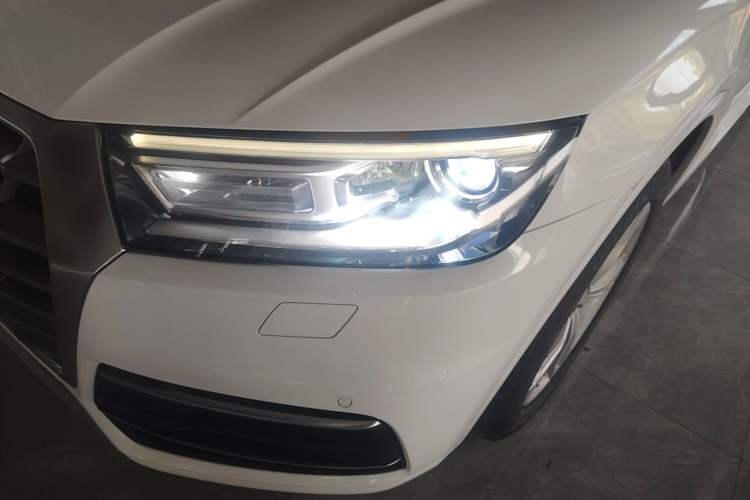 Used Audi Q5L 2018 40 TFSI Prestige Edition China VI Emission Standard
