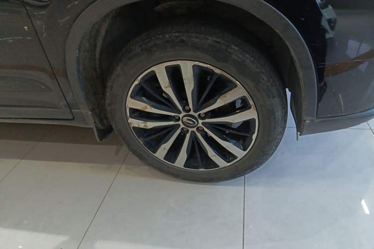 Used GAC Trumpchi GS4 2015 200T G-DCT Luxury Edition Right Front Wheel Hub