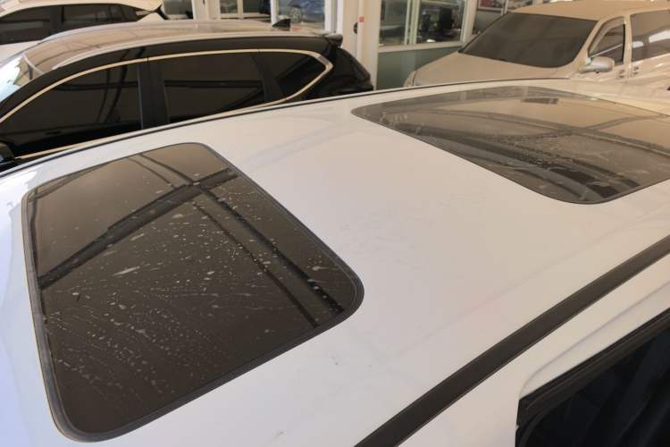 Used Honda Elysion 2024 2.0L eHEV Luxury Edition