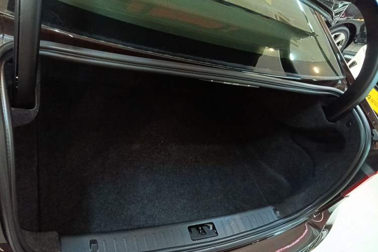 Used Volvo S60 2017 S60L T4 Smart Range Edition Trunk