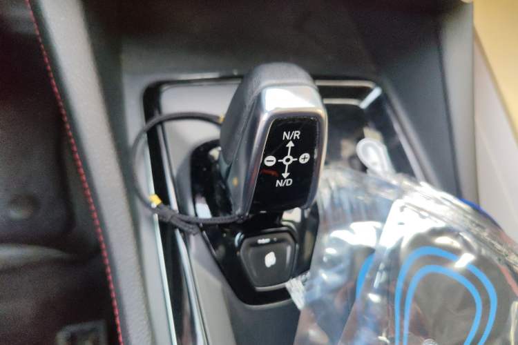 Used Lynk & Co 02 2019 1.5T DCT Two-Wheel Drive Pro Edition China VI Standard
