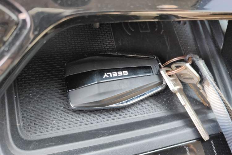 Used Geely Auto FX11 2023 2.0TD DCT Prestige Edition
