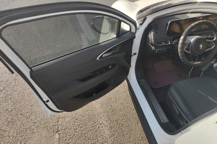 Used ORA Good Cat 2021 400km Standard Range Venus Edition Lithium Iron Phosphate