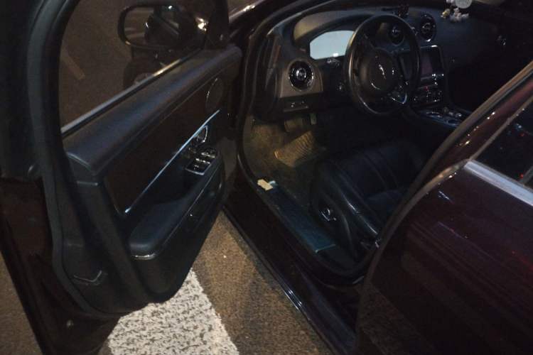 Used Jaguar XJ 2016 XJL 3.0 SC Two-Wheel-Drive Elegant Business Edition