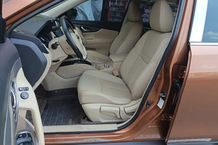 Used Nissan X-Trail 2014 2.0L CVT Comfort Edition 2WD
