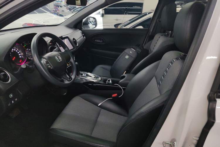 Used Honda XR-V 2020 220TURBO CVT Luxury Edition Left Front Seat