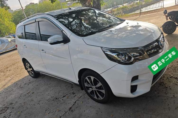 Used Venucia M50V 2017 1.6L XL CVT Luxury Edition

