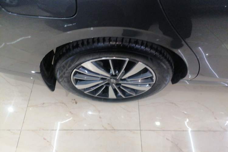 Used CHANGAN NEVO A05 2024 Truly Delicious Version 145 Leading Edition Exterior 5