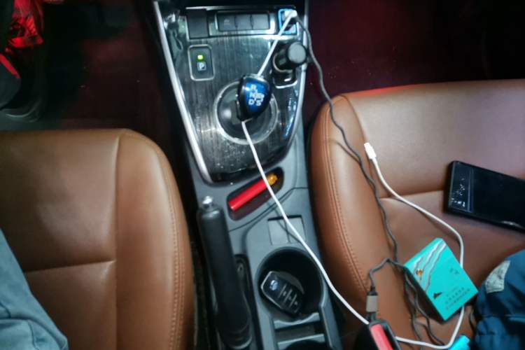 Used Toyota Levin 2017 Revised Dual-Engine 1.8H GS E-CVT Elite Sunroof Version China V Standard Gear Lever