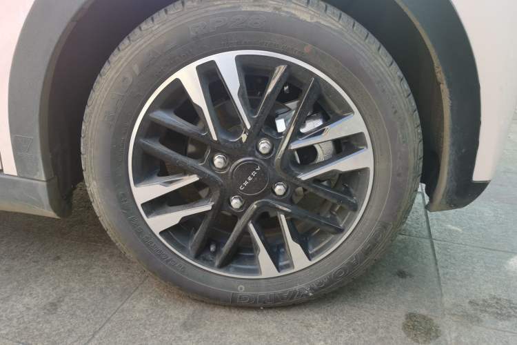 Used Chery Little Ant 2022 Sweet Pink Edition Full-Sugar Version 3-Cell Lithium 30kW 301km Right Front Wheel Hub