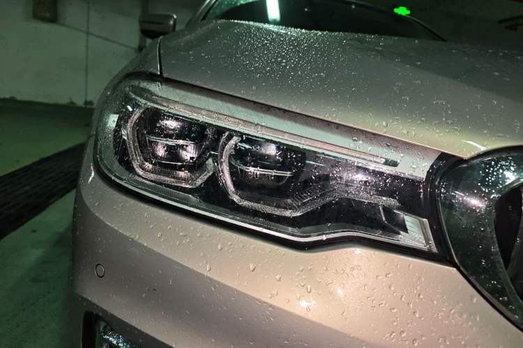 Used BMW 5 Series 2018 Facelifted 530Li Luxury Edition Premium Package
