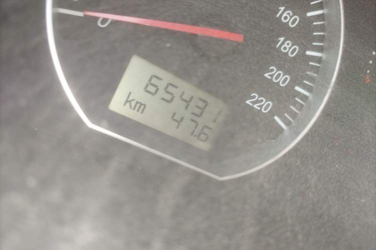 Used Jinbei Express  Odometer Close Up