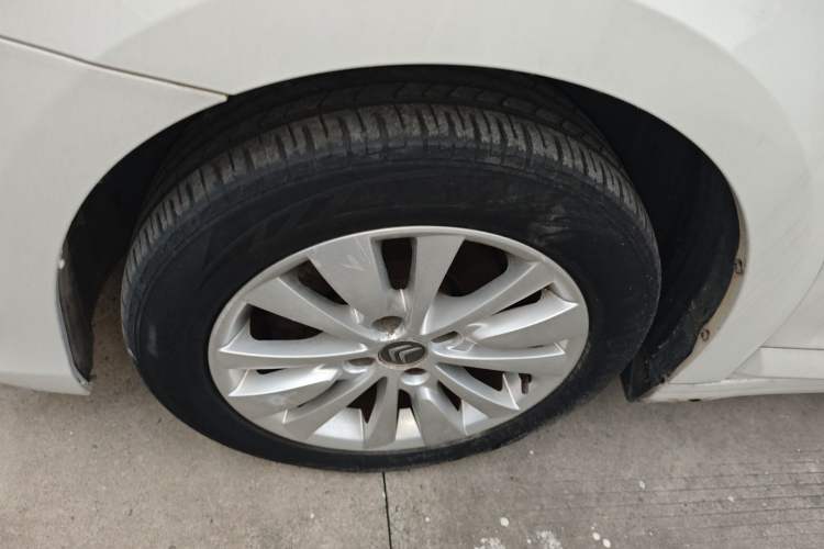 Used Citroen C-Quatre 2016 Classic Sedan 1.6L Automatic Prestige Model Left Front Wheel Hub