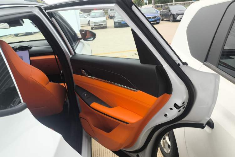 Used Dongfeng Aeolus L7 New Energy 2024 205 Pro
