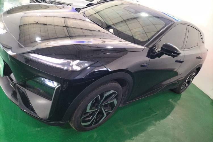 Used Deepal S07 2025 215Max Huawei Qiankun Intelligent Driving ADS SE Range-Extended Version Exterior 3