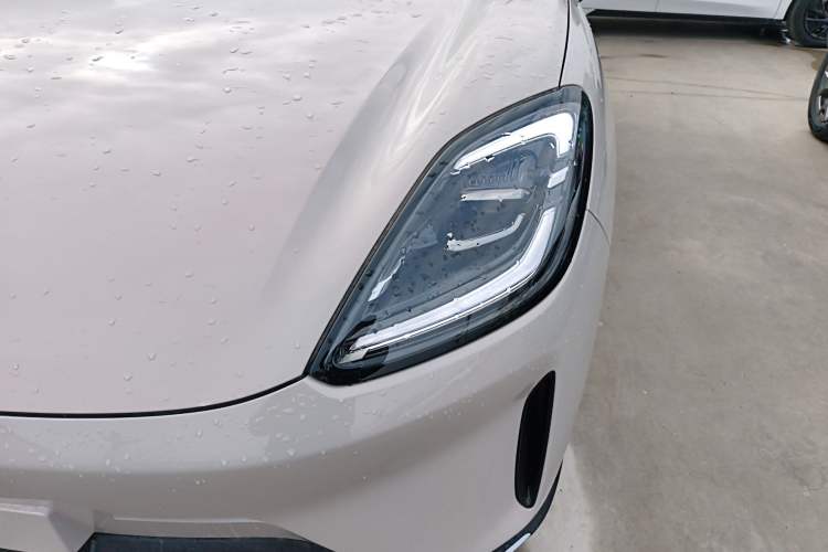 Used Wuling Bingo S 2025 Model 325km Deluxe Edition