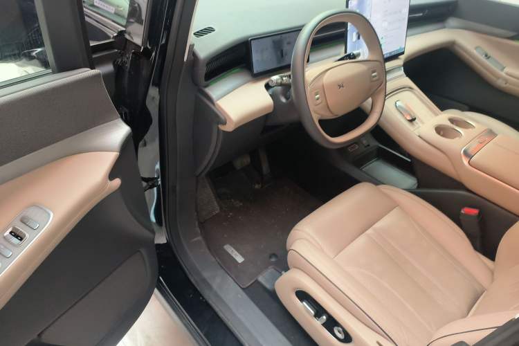 Used XPeng X9 2025 740 Ultra-Long Range Max