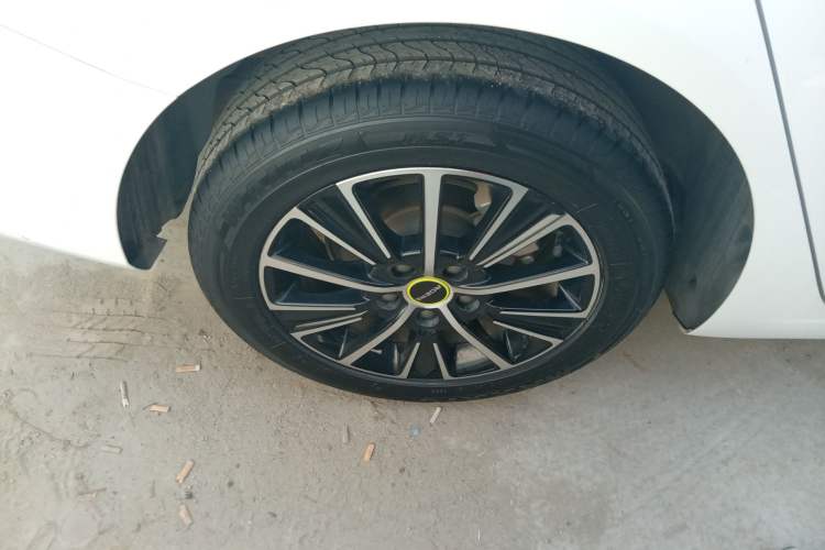 Used Roewe i5 2021 1.5L Manual Platinum Edition
