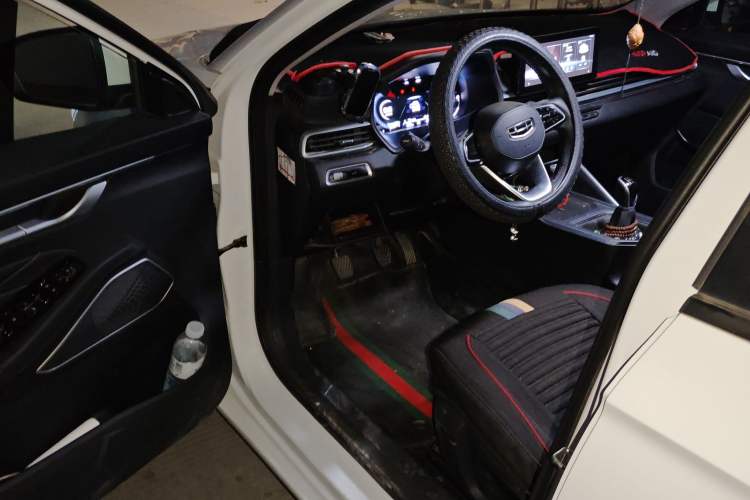 Used Geely Auto Emgrand 2022 4th Generation 1.5L Manual Luxury Model
