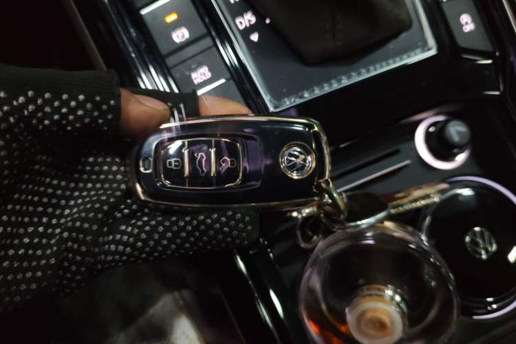 Used Volkswagen Phideon 2021 380TSI Luxury Edition Vehicle Key