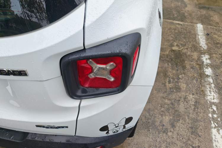 Used Jeep Renegade 2018 Connected Large Screen Version 180T Automatic High-Energy Edition