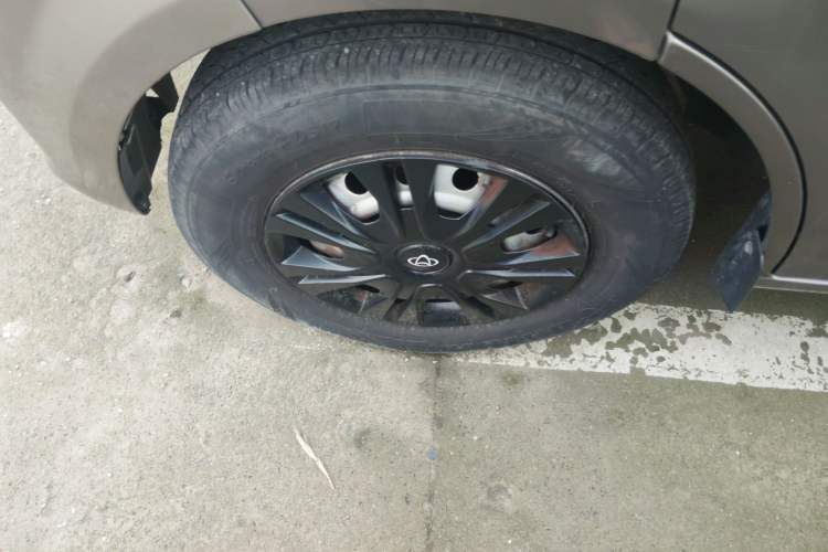 Used CHANGAN KUAYUE Xing V5 2022 1.5L Comfort-Grade 5-7 Seater Passenger Vehicle JL473QH Left Front Wheel Hub