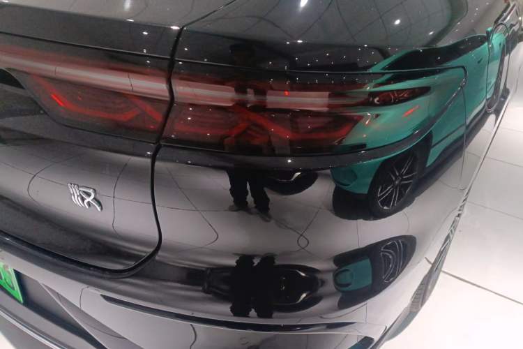 Used BYD Han 2025 EV Intelligent Driving Edition 701KM LiDAR Flagship Model
