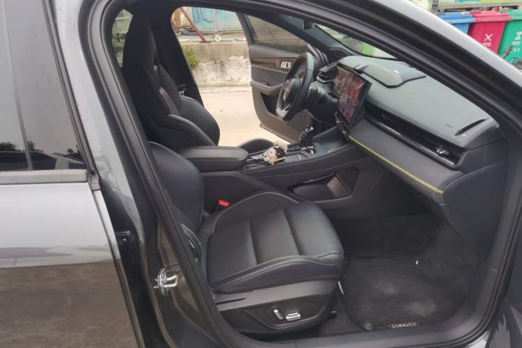 Used Lynk & Co 03 2023 1.5TD DCT JingPro
