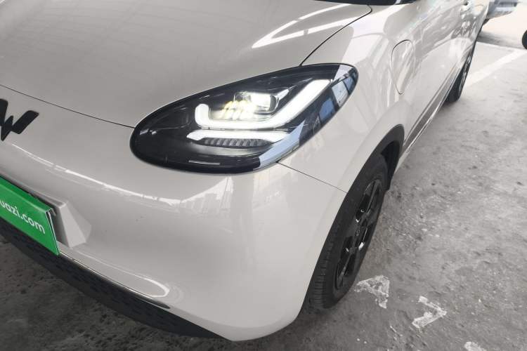 Used Wuling Bingo 2023 410 km Lingxi Deluxe Edition
