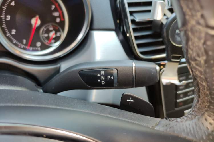 Used Mercedes-Benz GLE Coupe 2015 GLE 400 4MATIC Coupe SUV Gear Lever