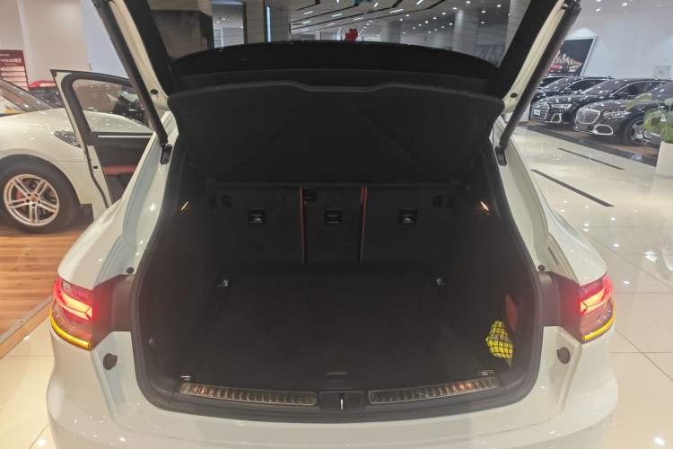 Used Porsche Macan 2021 Macan 2.0T