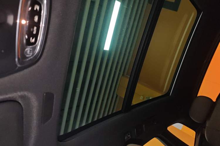 Used Volvo XC60 2021 T5 4x4 Smart Luxury Edition Headliner