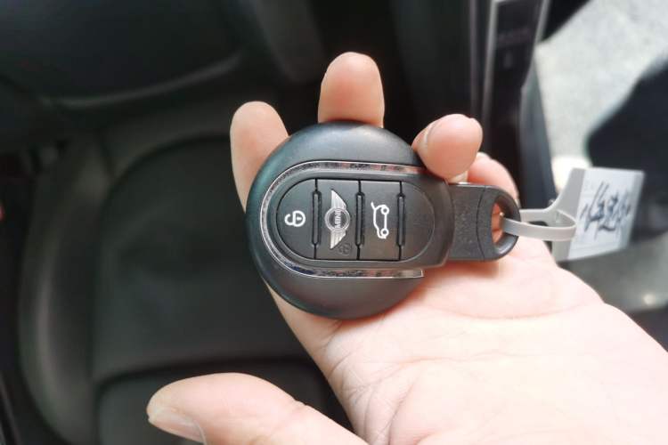 Used MINI Clubman 2016 1.5T COOPER Connoisseur Edition Interior 1