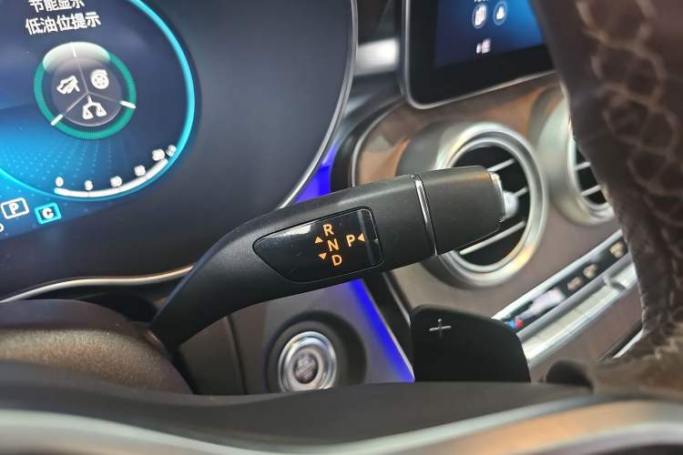 Used Mercedes-Benz GLC 2021 GLC 300 L 4MATIC Dynamic Model