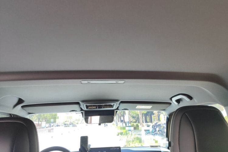 Used iCAR V23 2026 Model 401 Two-Wheel Drive Super Sports Edition Headliner