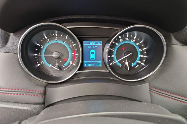 Used Haval H1 2016 Revised Version Blue Badge 1.5L AMT Luxury Edition
