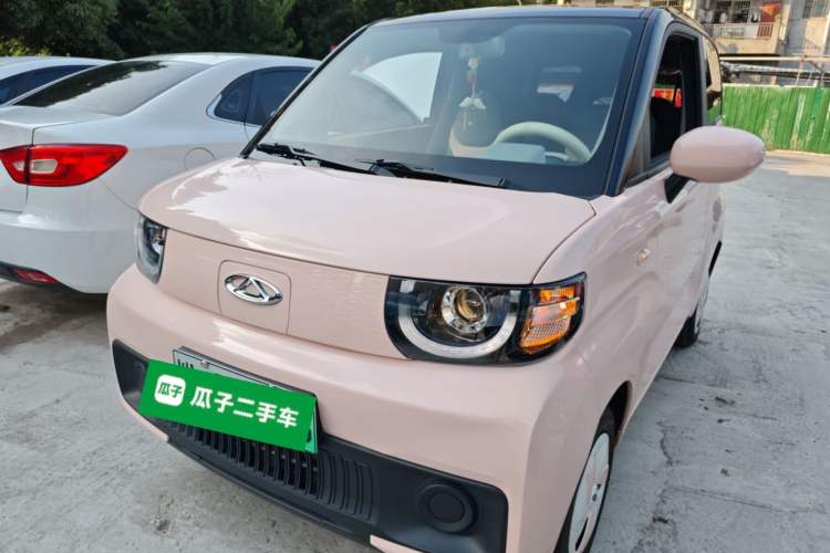 Used Chery New Energy QQ Ice Cream 2022 170km Sundae Phosphate Lithium-Ion