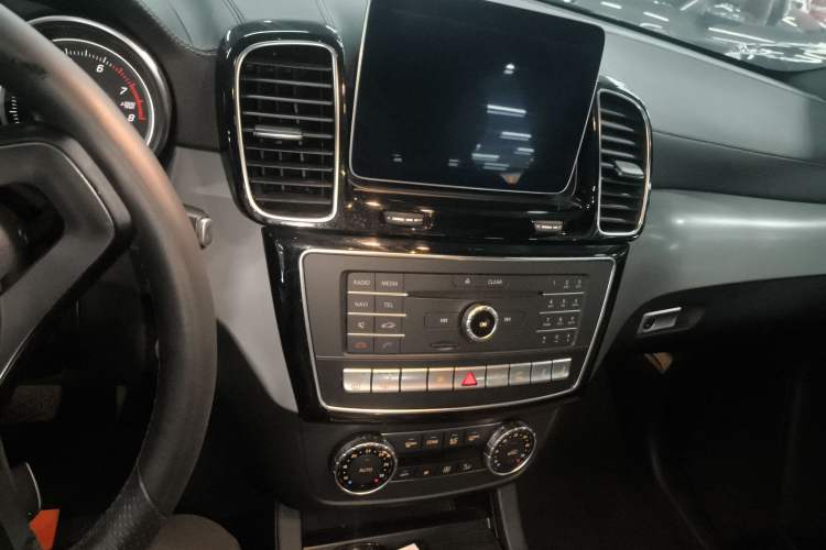 Used Mercedes-Benz GLE Coupe 2018 GLE 320 4MATIC Coupe SUV