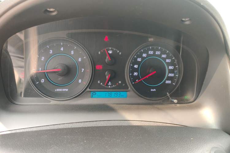 Used Chevrolet Captiva 2013 2.4L Two-Wheel Drive City Edition 7-Seater Instrument Cluster